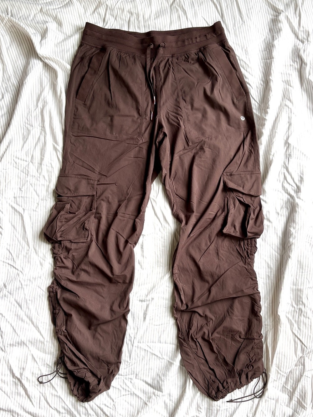 Lululemon Dance Studio Relaxed-Fit Mid-Rise Cargo Pant, size medium in espresso
